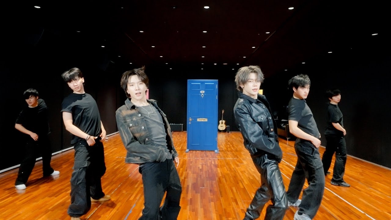 Behind-the-scenes cut of Yeonjun (TOMORROW X TOGETHER)