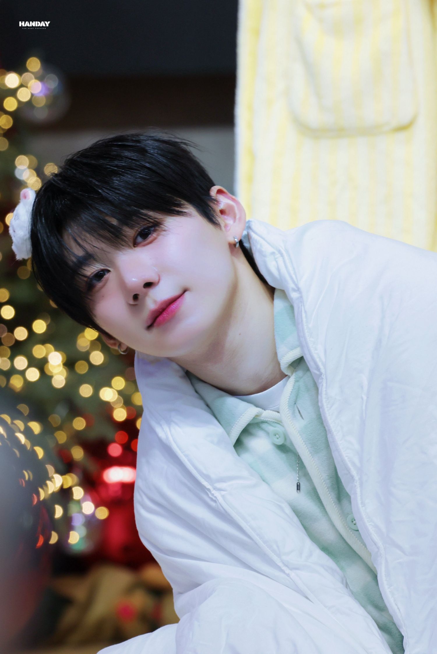 Behind-the-scenes cut of Park Han (AHOF)