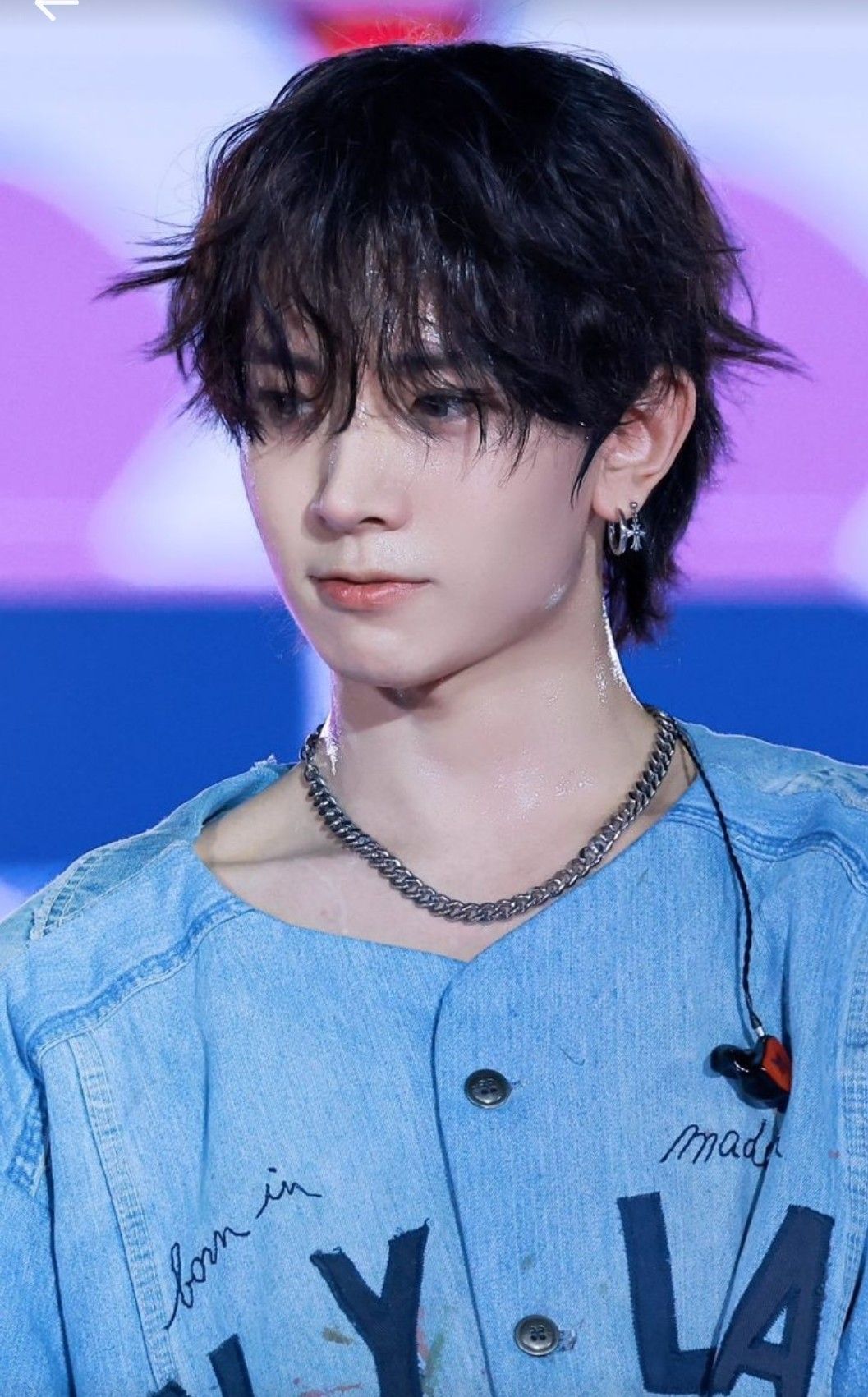 Behind-the-scenes cut of Heeseung