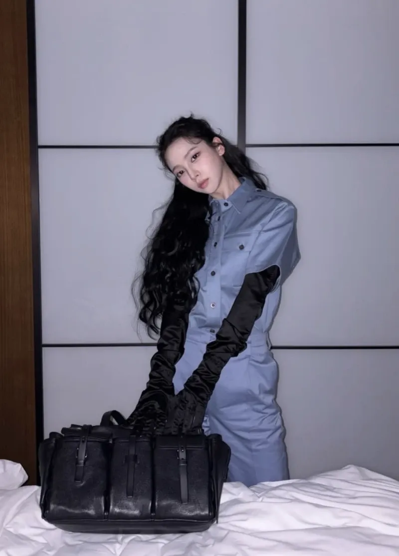 Recent activity shot of Karina (aespa)