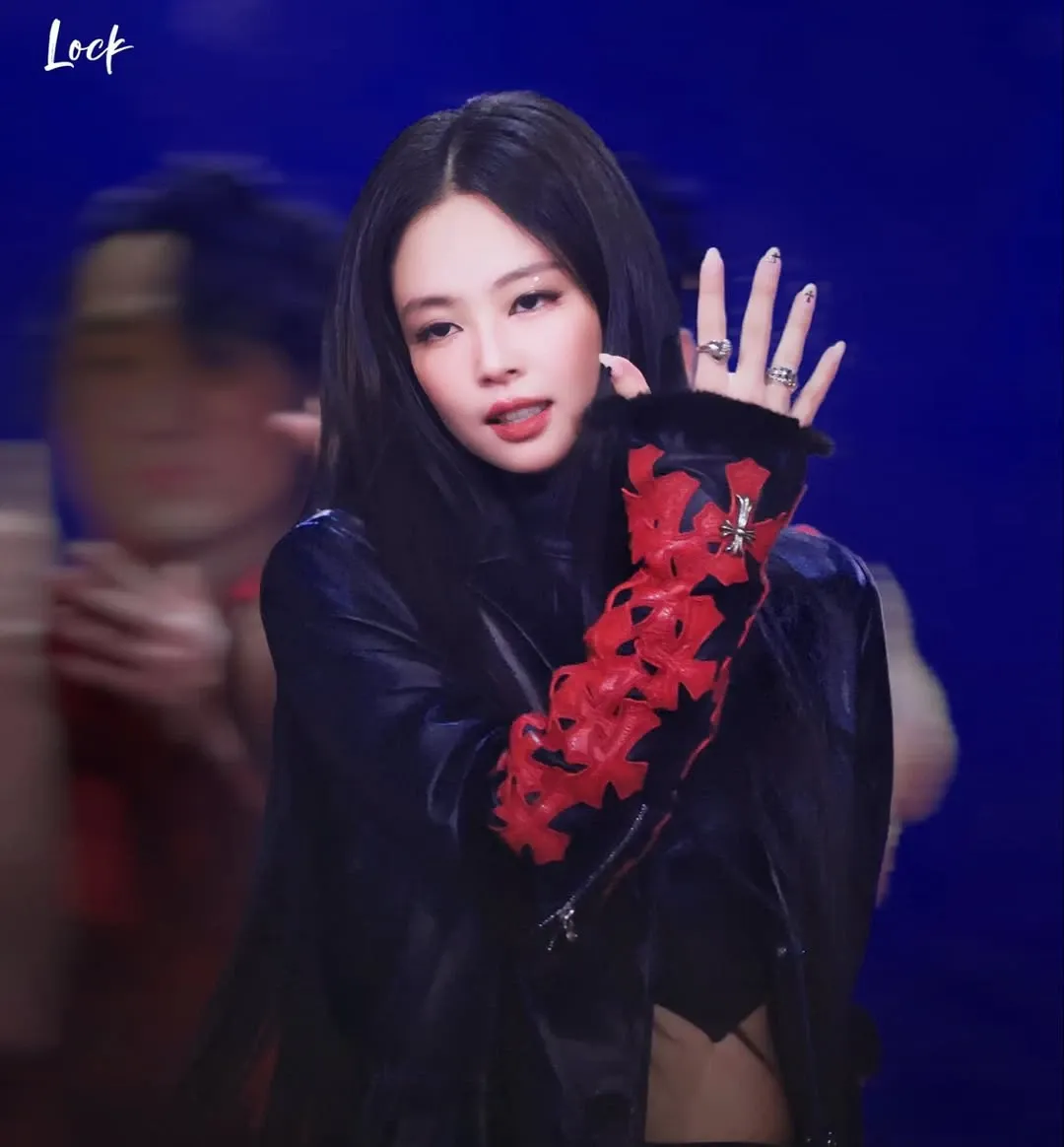 제니 (BLACKPINK) 최근 활동샷