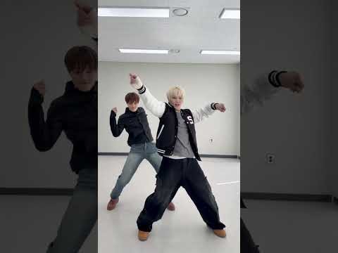 Kai (EXO)的最新活動照片