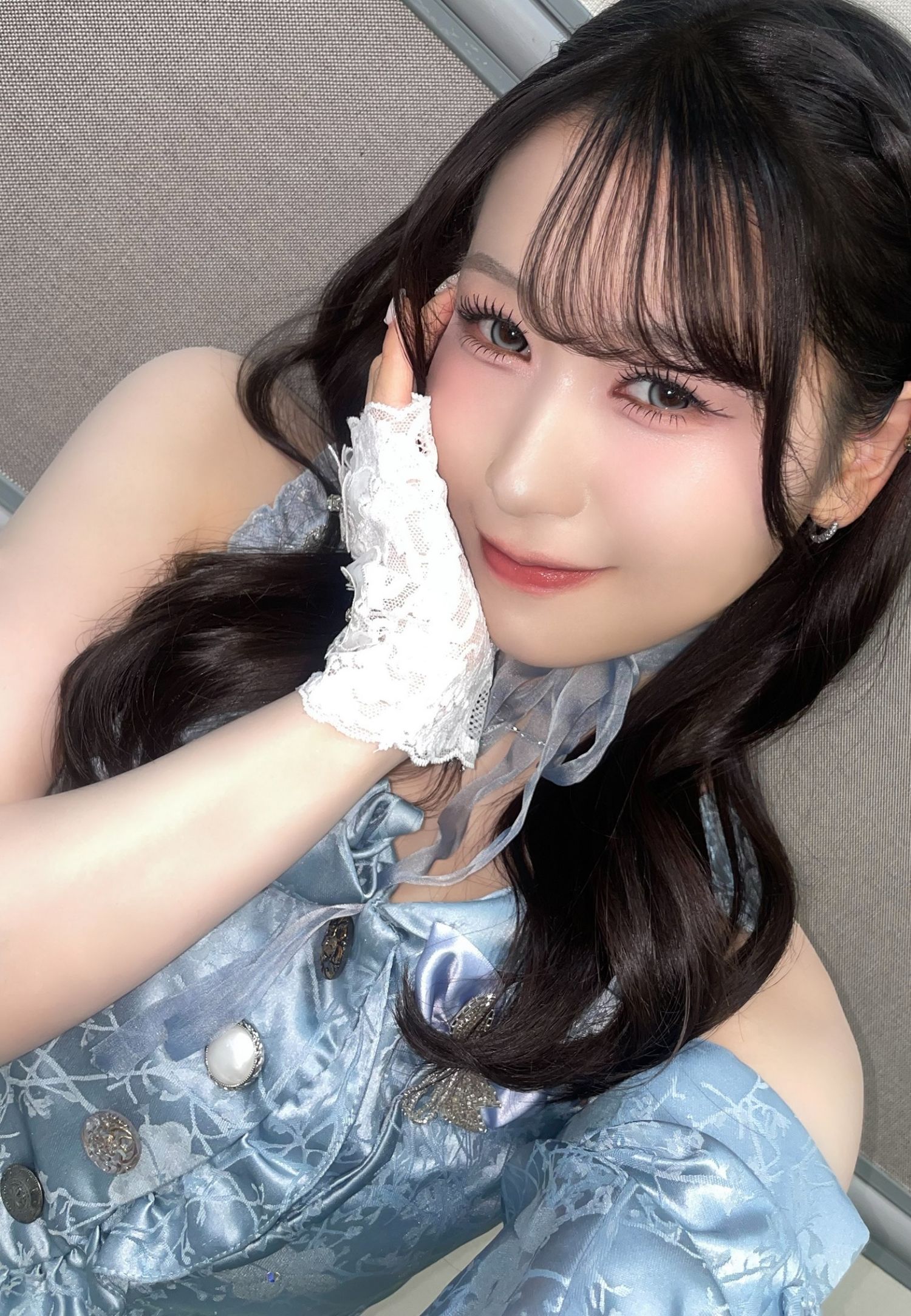 Recent activity shot of Kasahara Momona (ME:I)