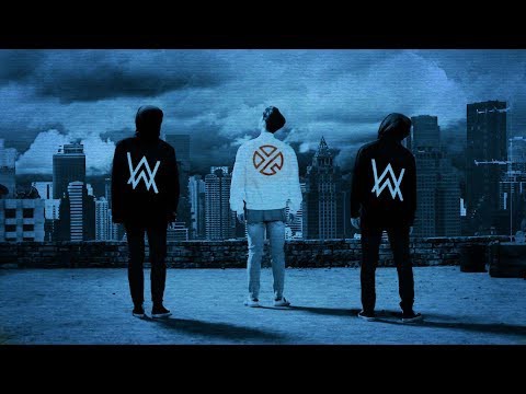 Momen yang diabadikan oleh penggemar Lay (EXO)