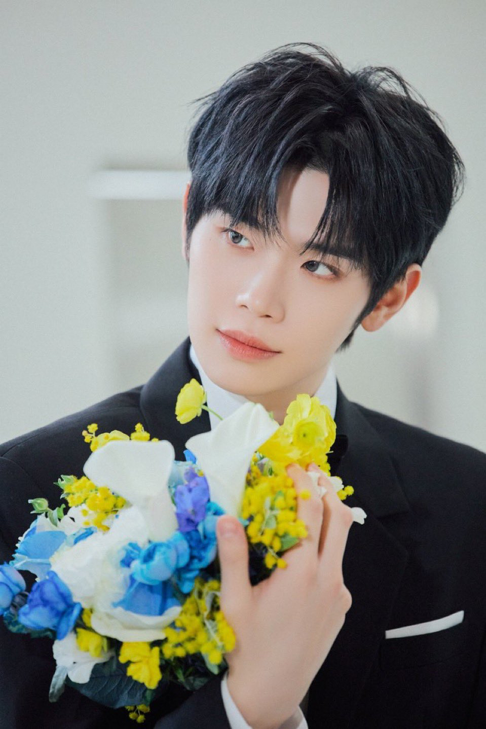 A moment captured by Kim Taerae (ZEROBASEONE)'s fan