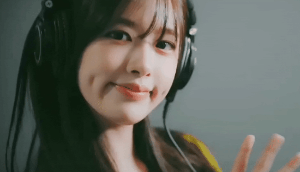 안유진 (IVE)의 비하인드 컷