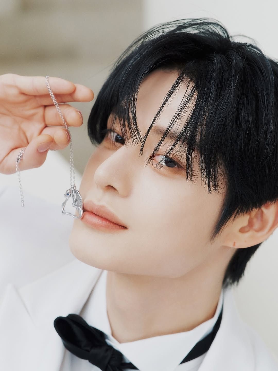 Latest photo of Kim Jiwoong (ZEROBASEONE)