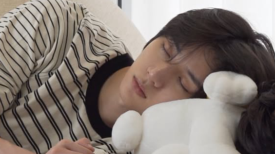Foto terbaru Beomgyu (TOMORROW X TOGETHER)