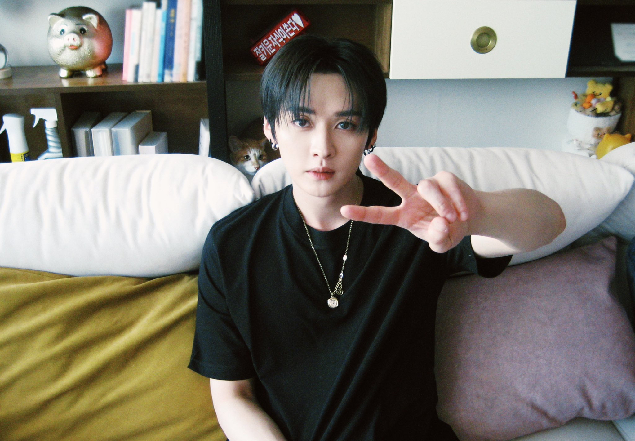 Lee Know (Stray Kids)的最新照片