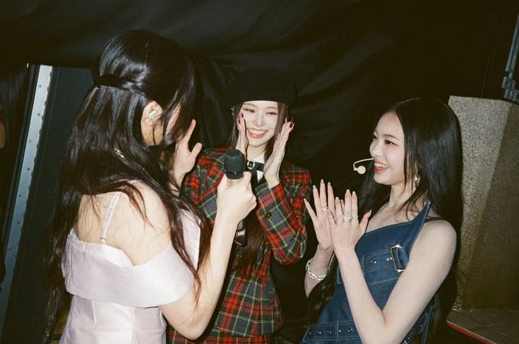 A moment captured by Wonhee (ILLIT)'s fan