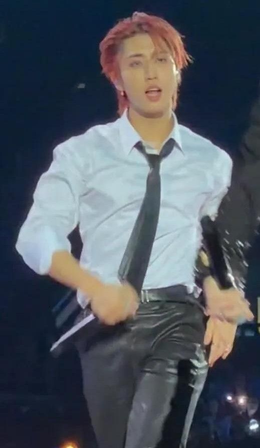 Today's most popular wallpaper in the HAN (Stray Kids) community