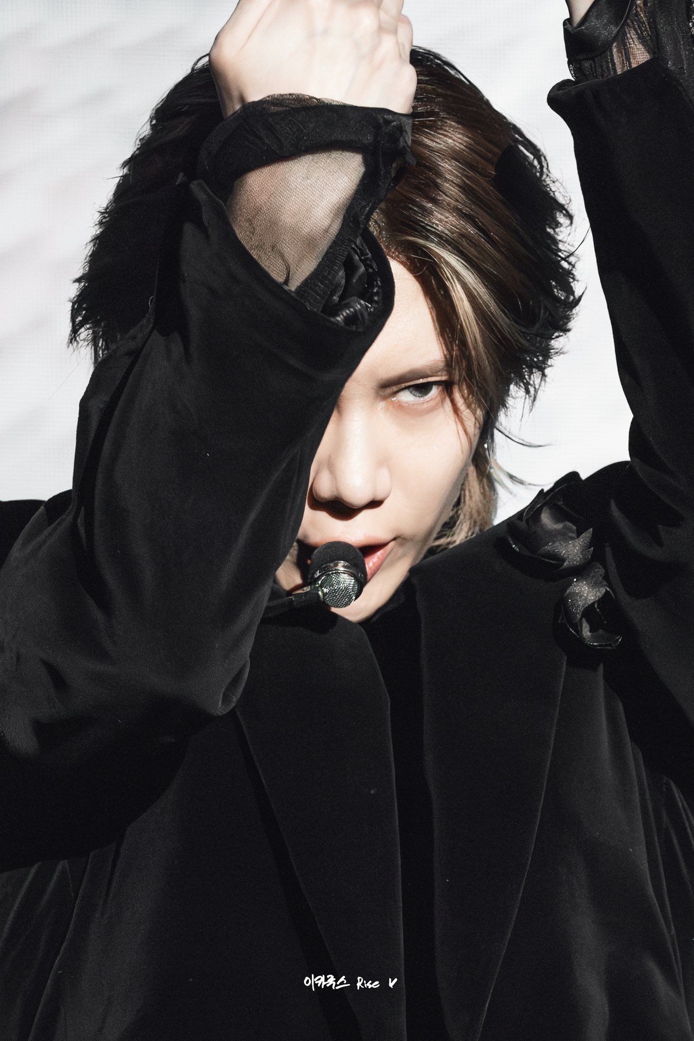Recent activity shot of Taemin (SHINee)
