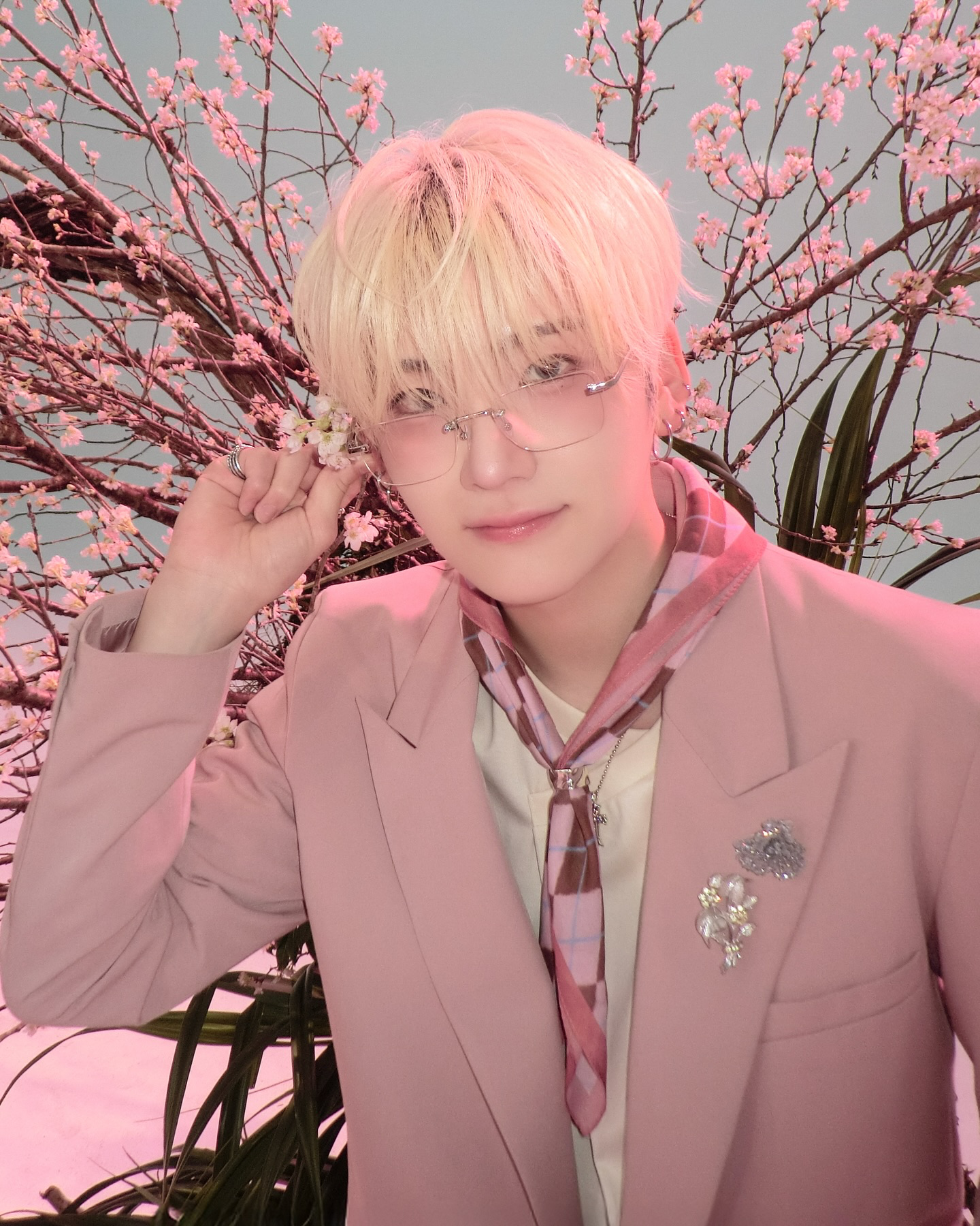 Latest photo of Yuma (&TEAM)