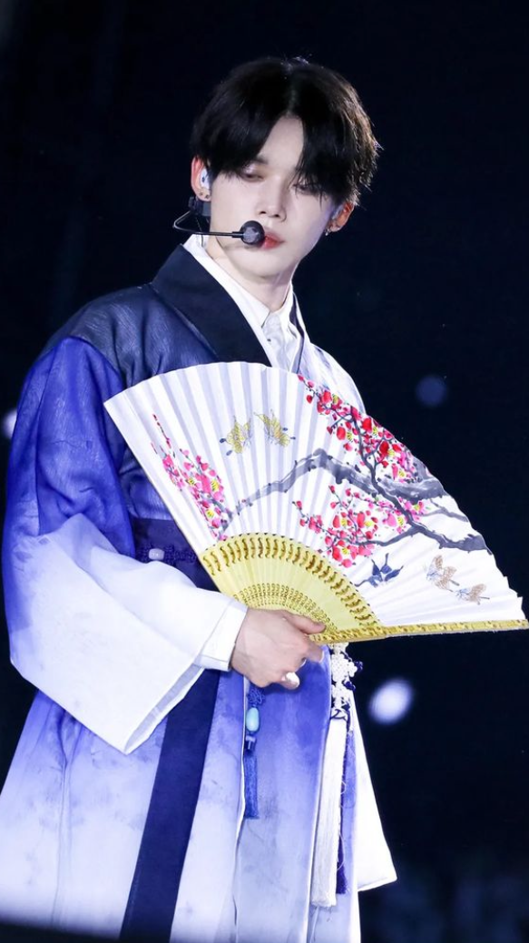 Today's most popular wallpaper in the Yeonjun (TOMORROW X TOGETHER) community