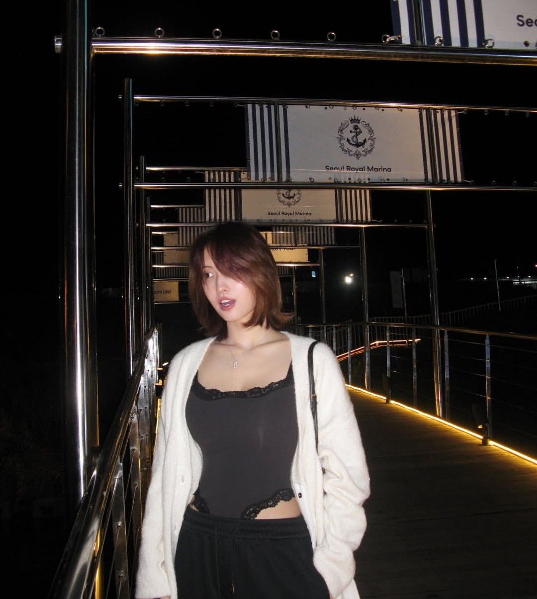 Recent activity shot of Momo (TWICE)