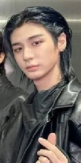 Behind-the-scenes cut of Leehan (BOYNEXTDOOR)