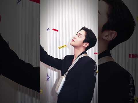 로운의 최신 사진