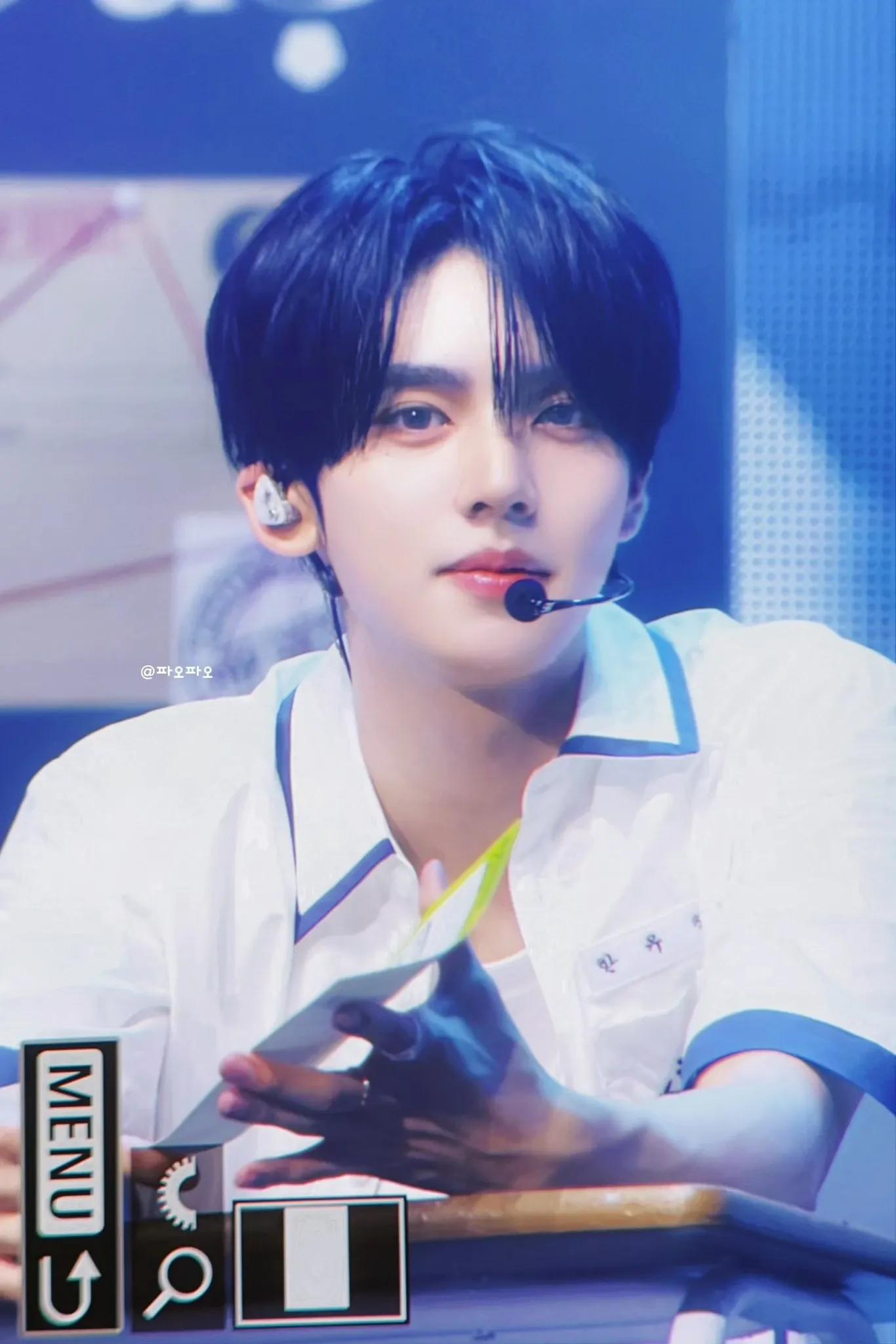 A moment captured by Han Yujin (AND2BLE)'s fan