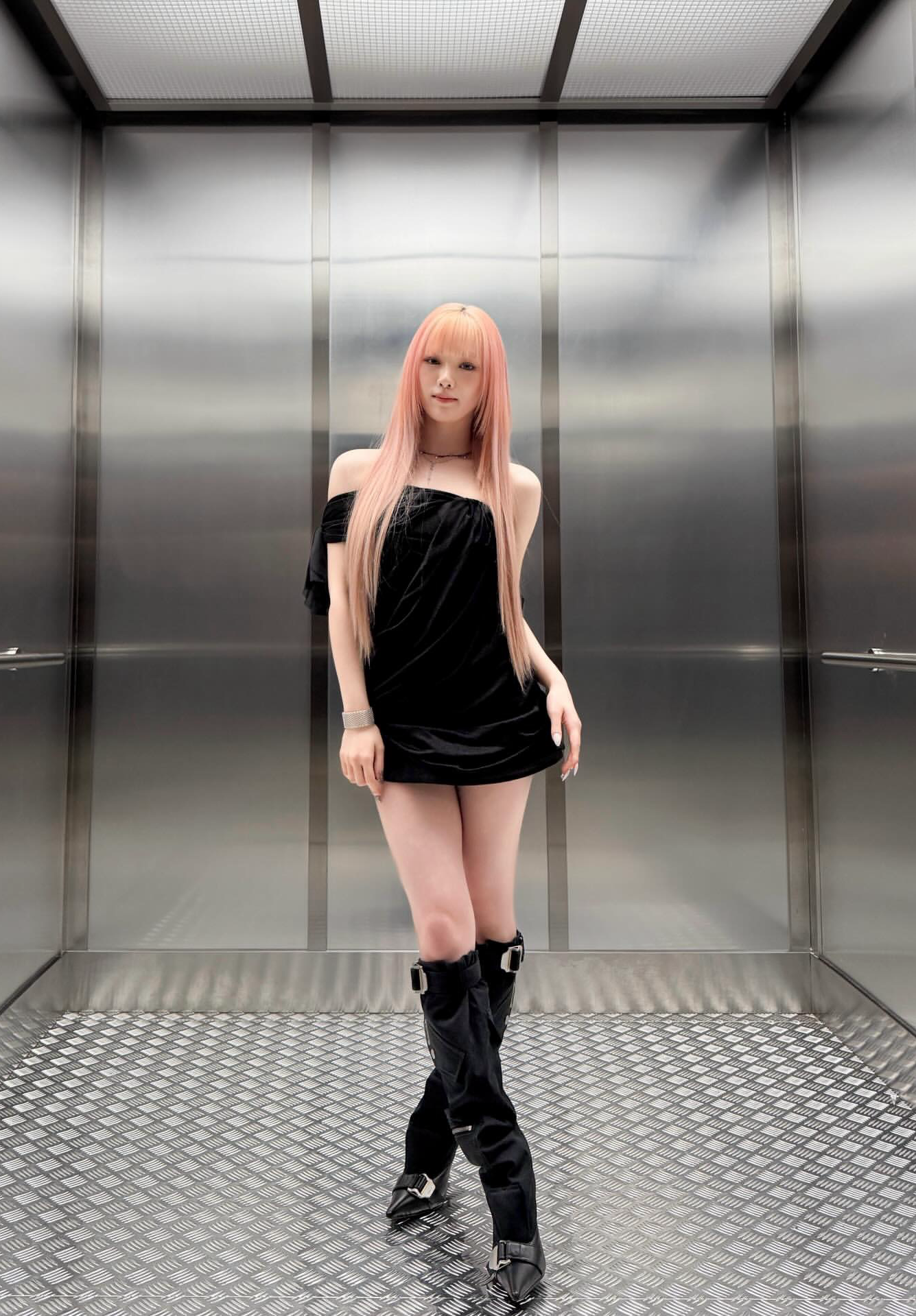 Foto aktivitas terbaru Rio (NiziU)