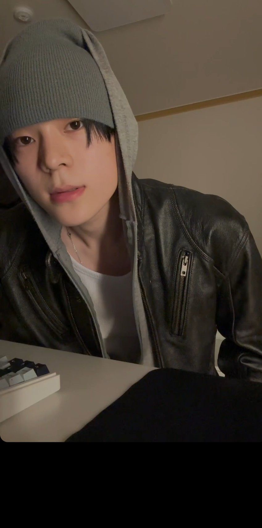 Today's most popular wallpaper in the Kim Junmin (WHIB) community