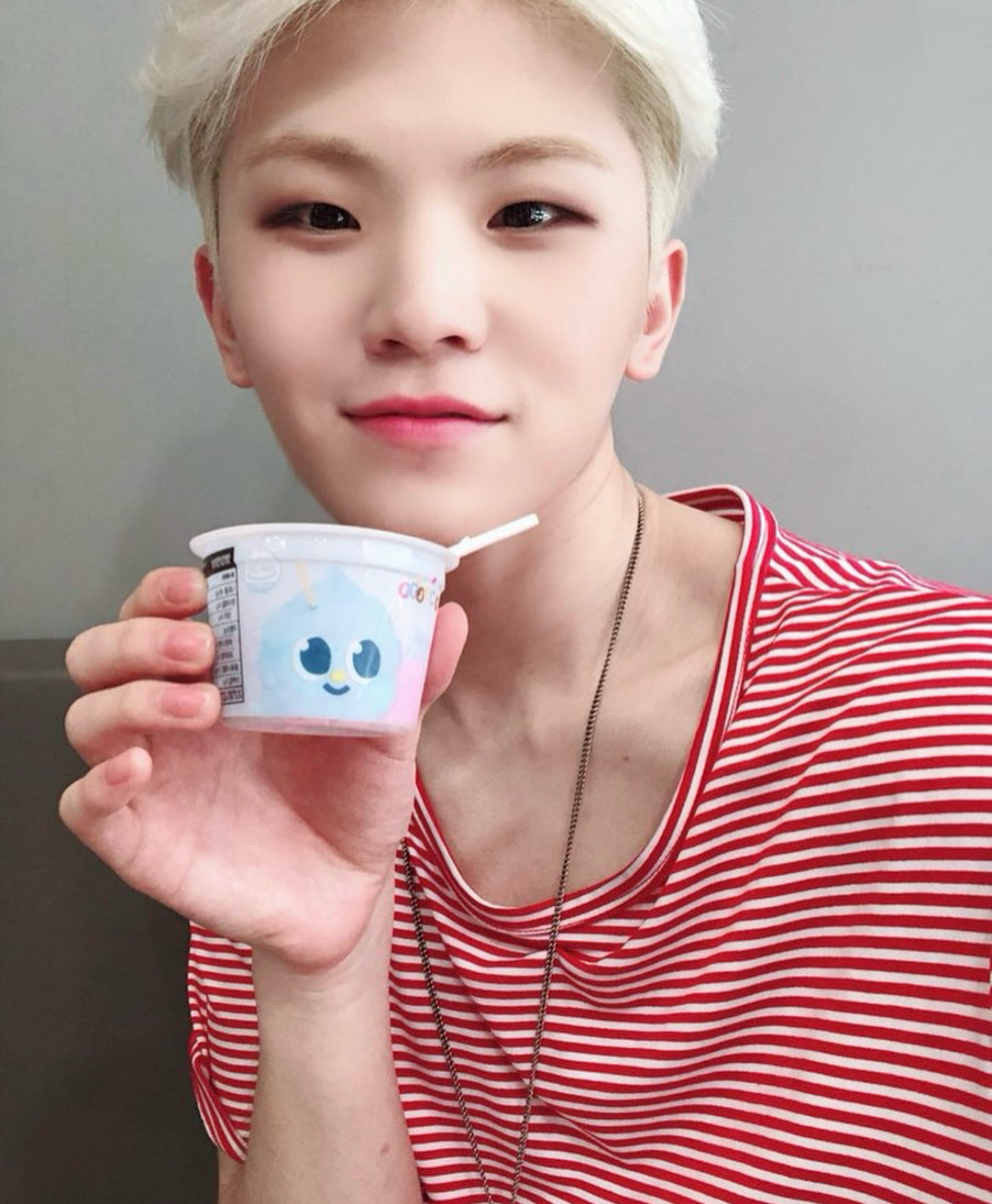 A moment captured by Woozi (SEVENTEEN)'s fan