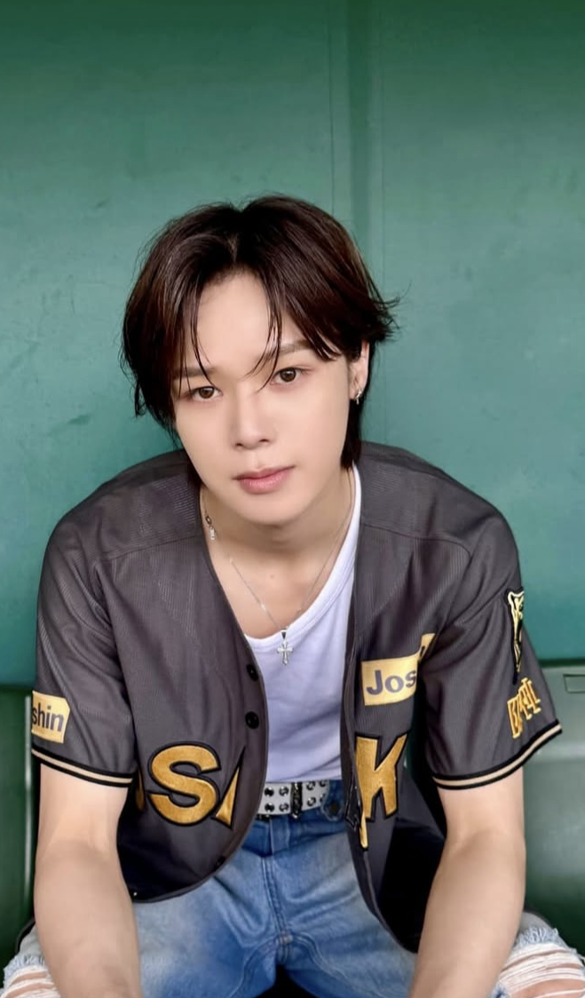 The most beloved wallpaper among K (&TEAM)'s fans