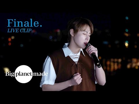 Behind-the-scenes cut of Ha Sungwoon