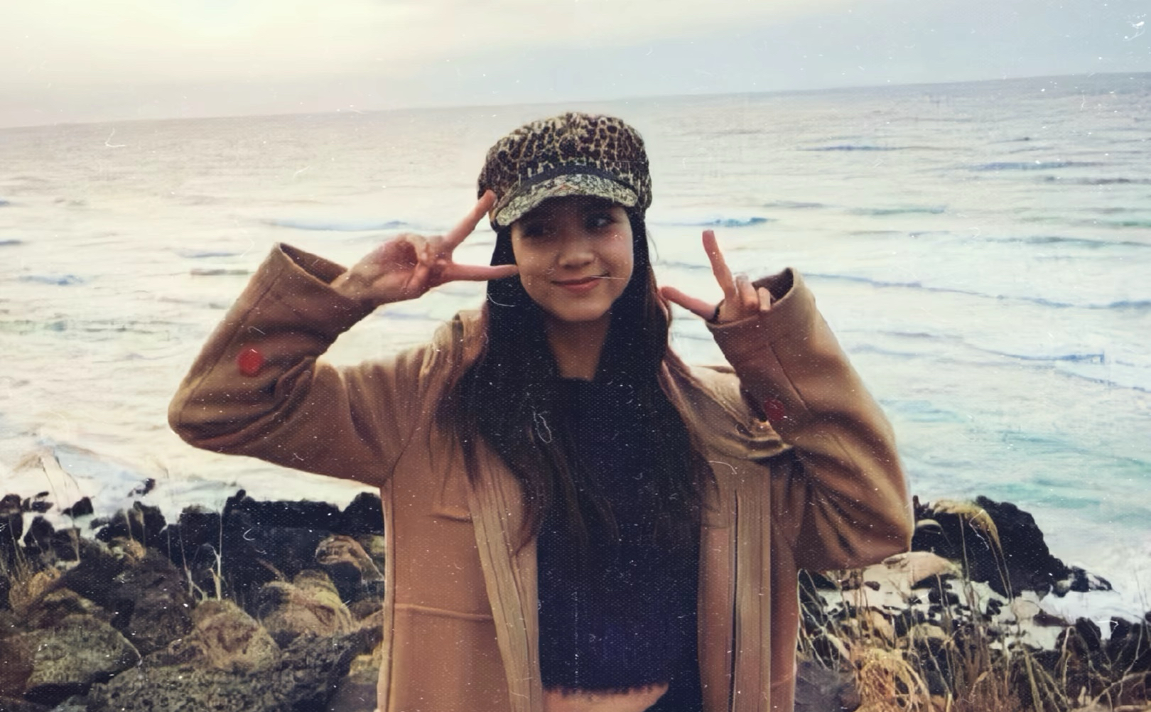 Foto aktivitas terbaru Jisoo (BLACKPINK)