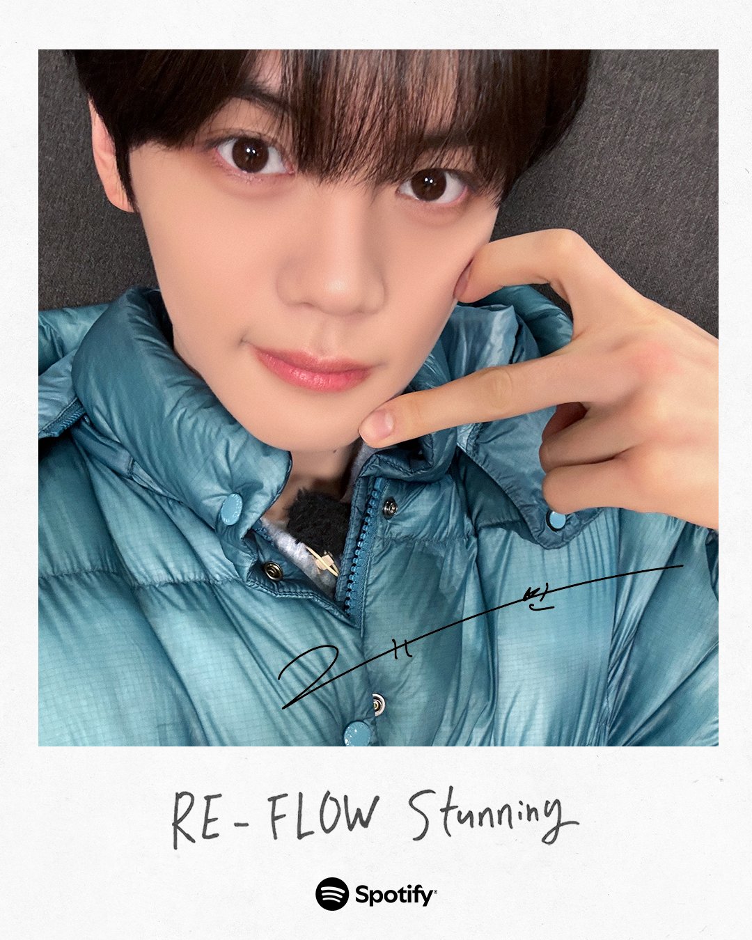 A moment captured by Kim Gyuvin (ZEROBASEONE)'s fan