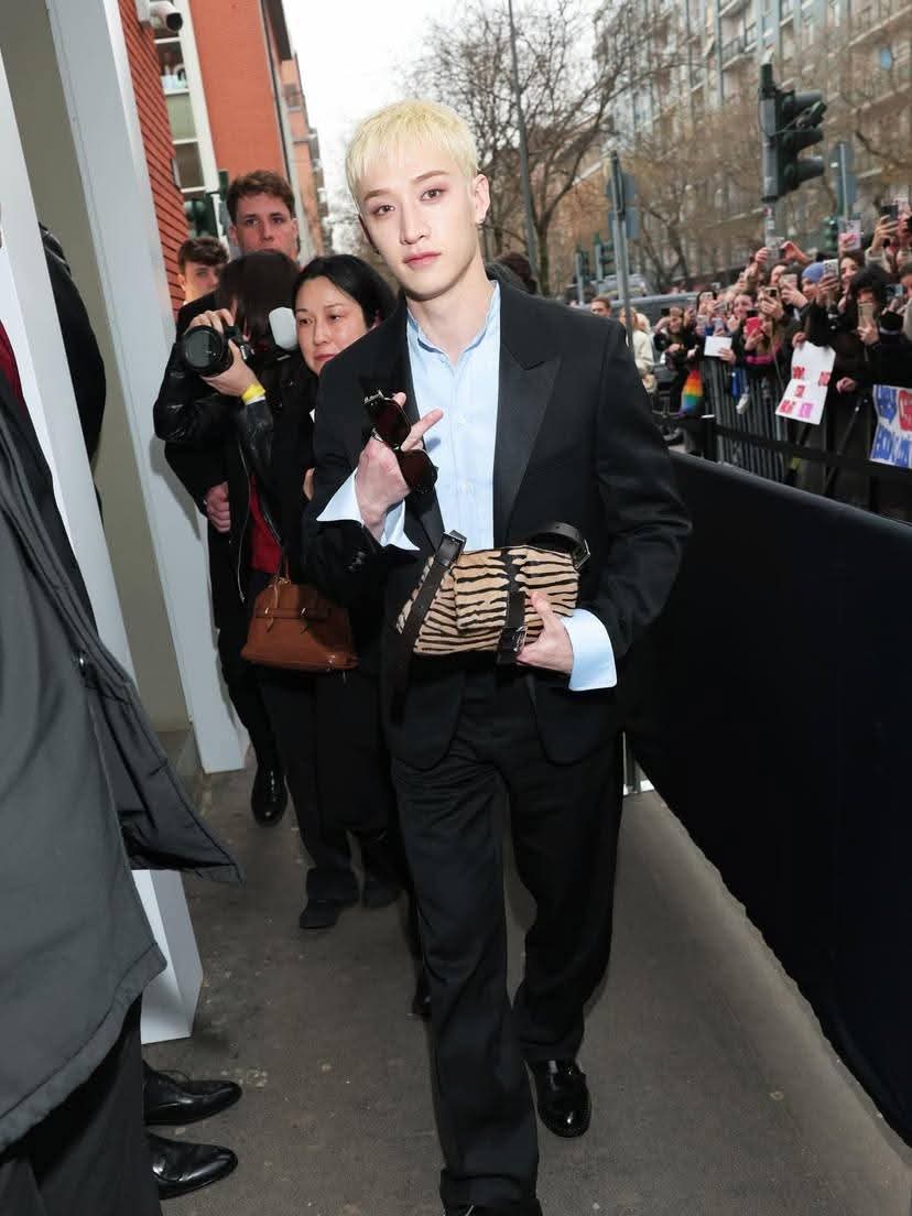 Behind-the-scenes cut of Stray Kids