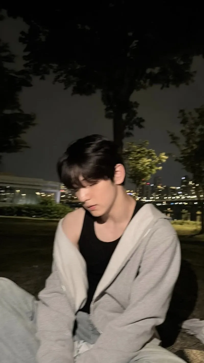 Fandom-recommended wallpaper image of Soobin (TOMORROW X TOGETHER)