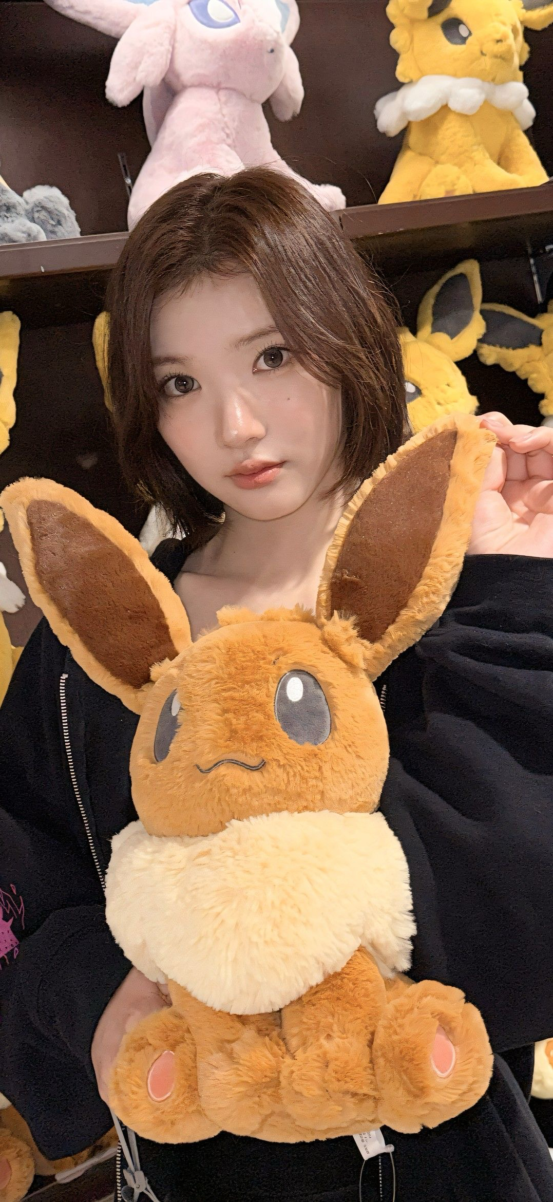 A moment captured by Jiwoo (Hearts2Hearts)'s fan