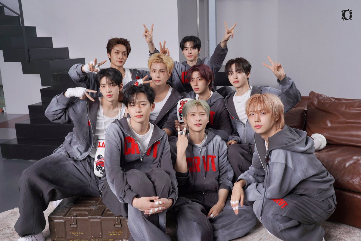 Latest photo of CRAVITY