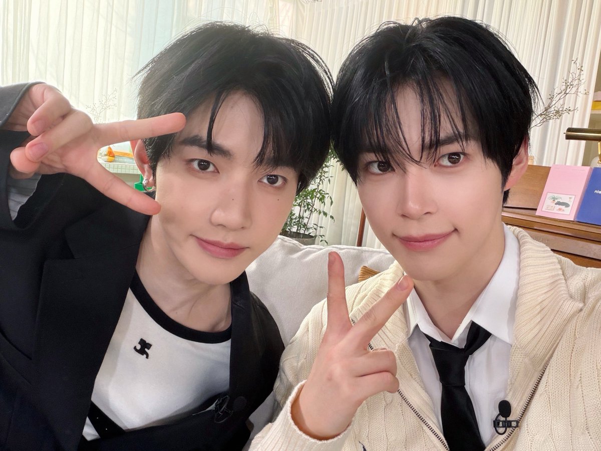 A moment captured by ZEROBASEONE's fan