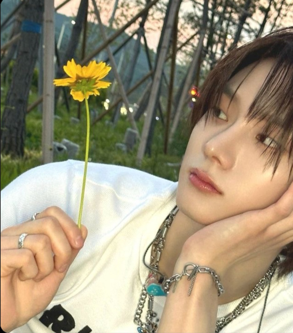 Behind-the-scenes cut of Sungho (BOYNEXTDOOR)