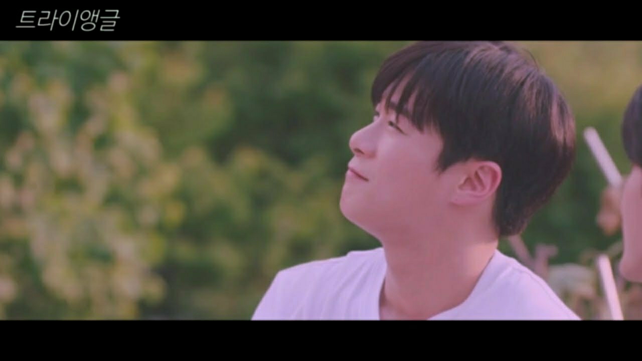 Behind-the-scenes cut of Moonbin (ASTRO)