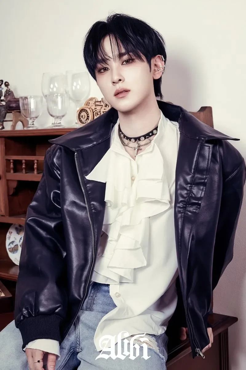 Latest photo of Hyunsik (XODIAC)