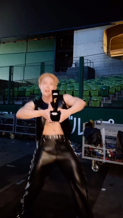 The most beloved wallpaper among Wonho's fans