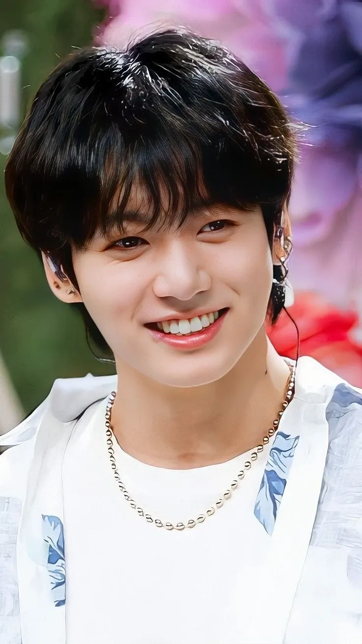 A heartfelt wallpaper shared by Jungkook (BTS)'s fans