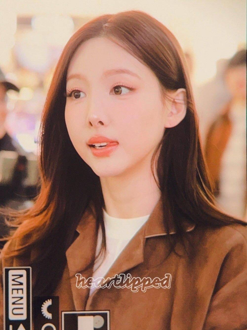 A moment captured by Nayeon (TWICE)'s fan