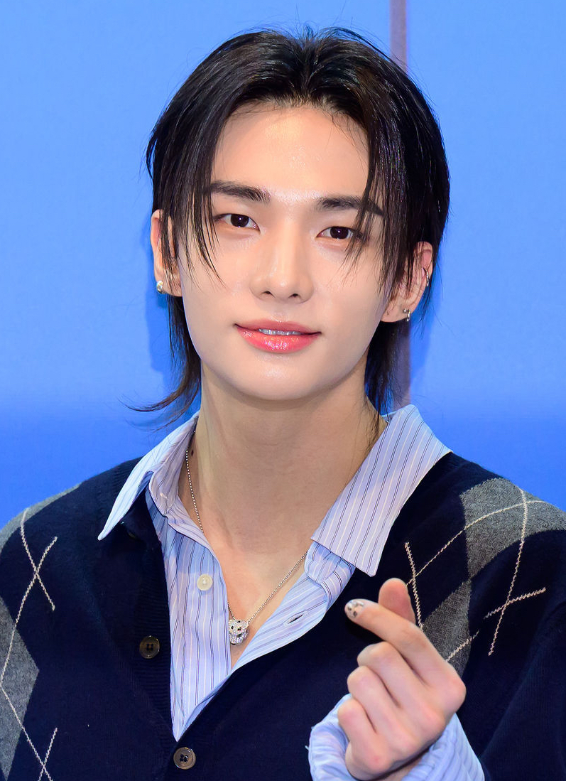 Konten idola populer yang trending di komunitas