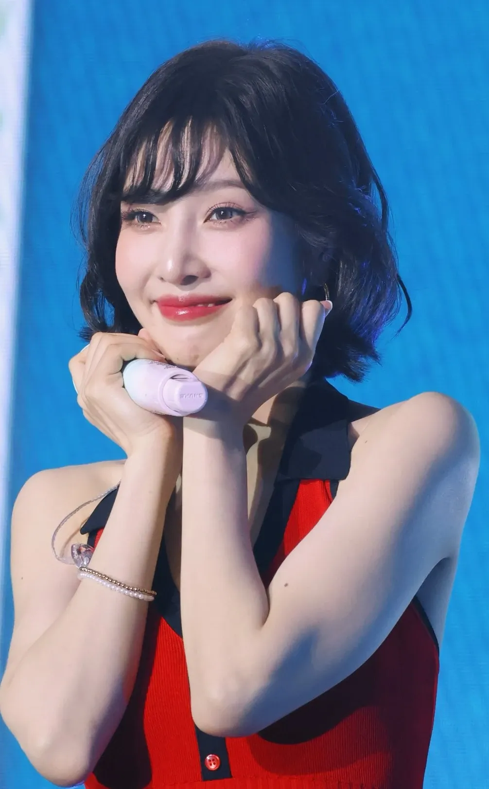 A moment captured by Joy (Red Velvet)'s fan