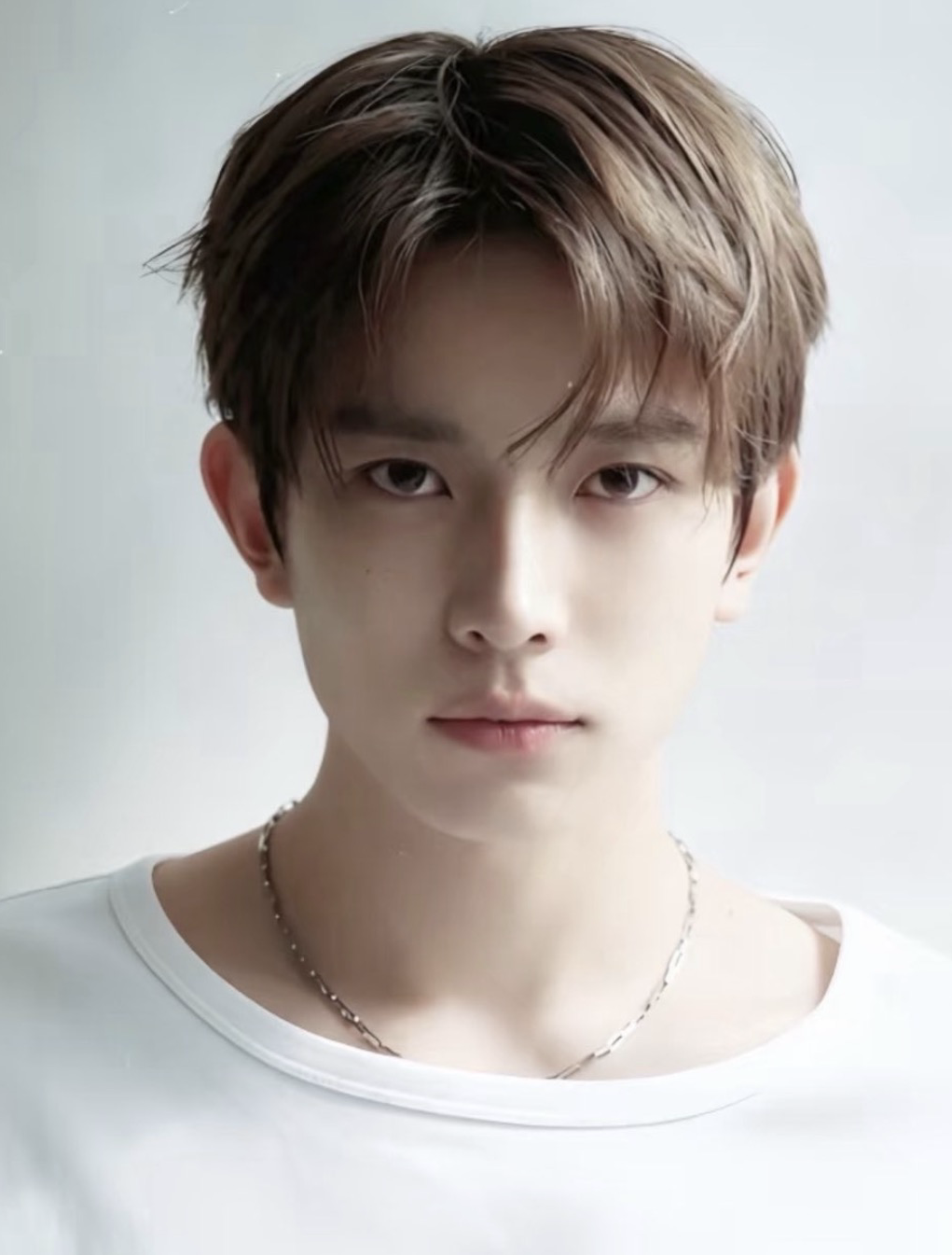 Recent activity shot of Heeseung