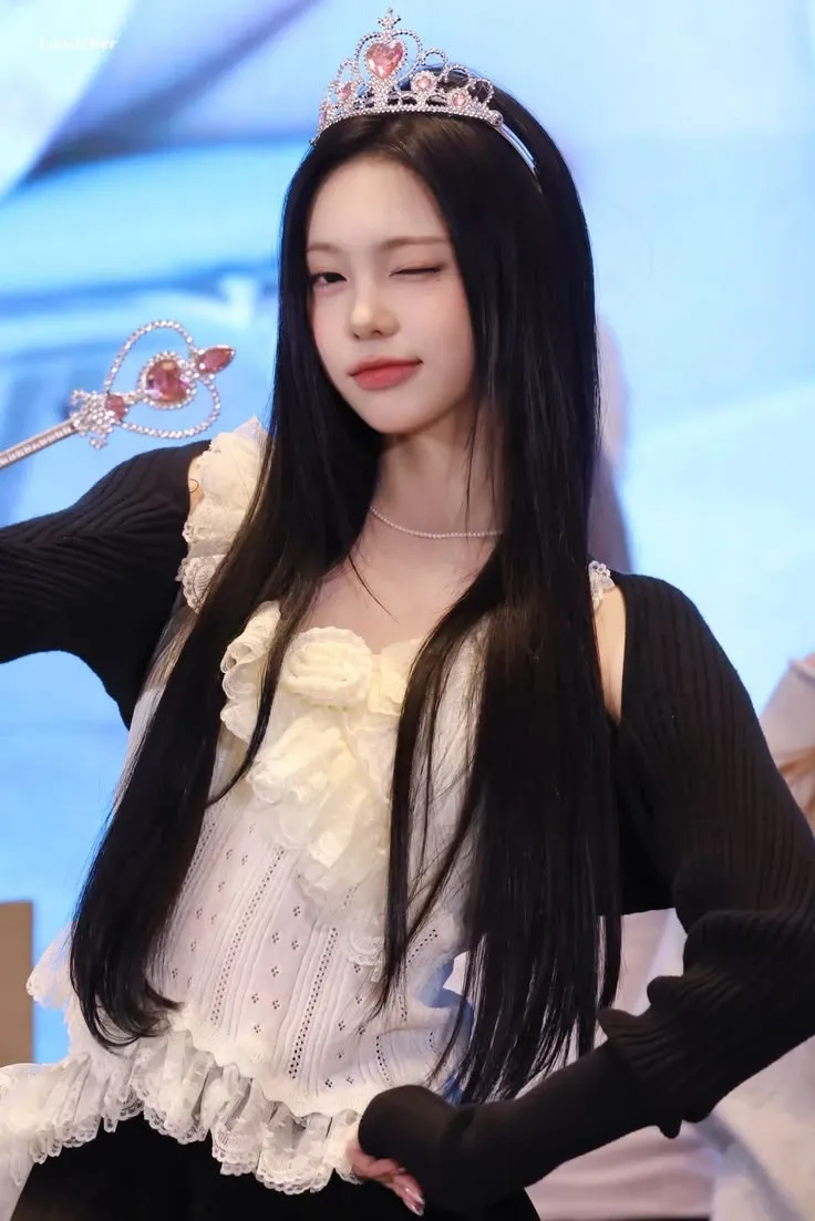 Latest photo of Ian (Hearts2Hearts)