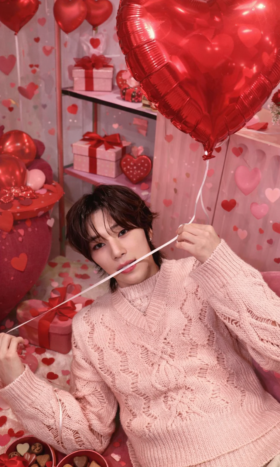 Behind-the-scenes cut of So Geon (NEXZ)