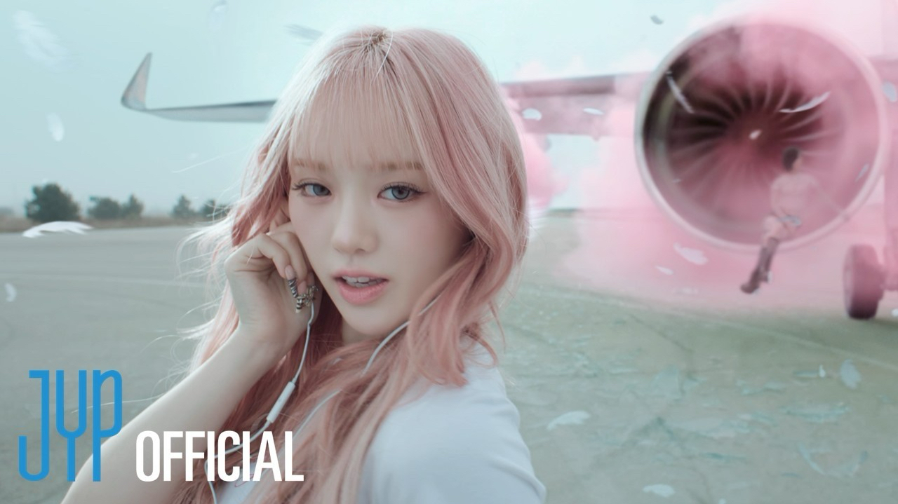 Behind-the-scenes cut of izna