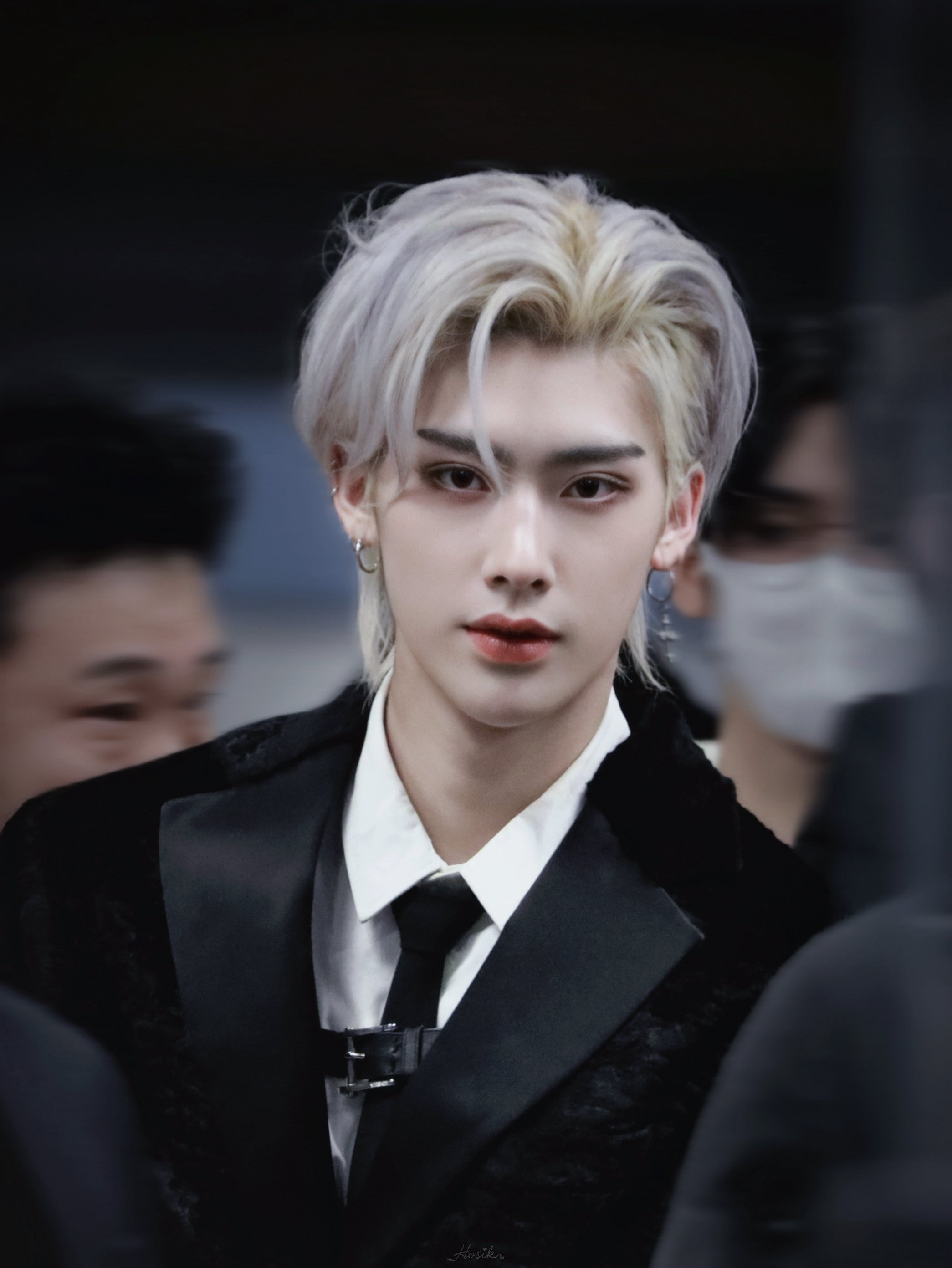 Behind-the-scenes cut of Ricky