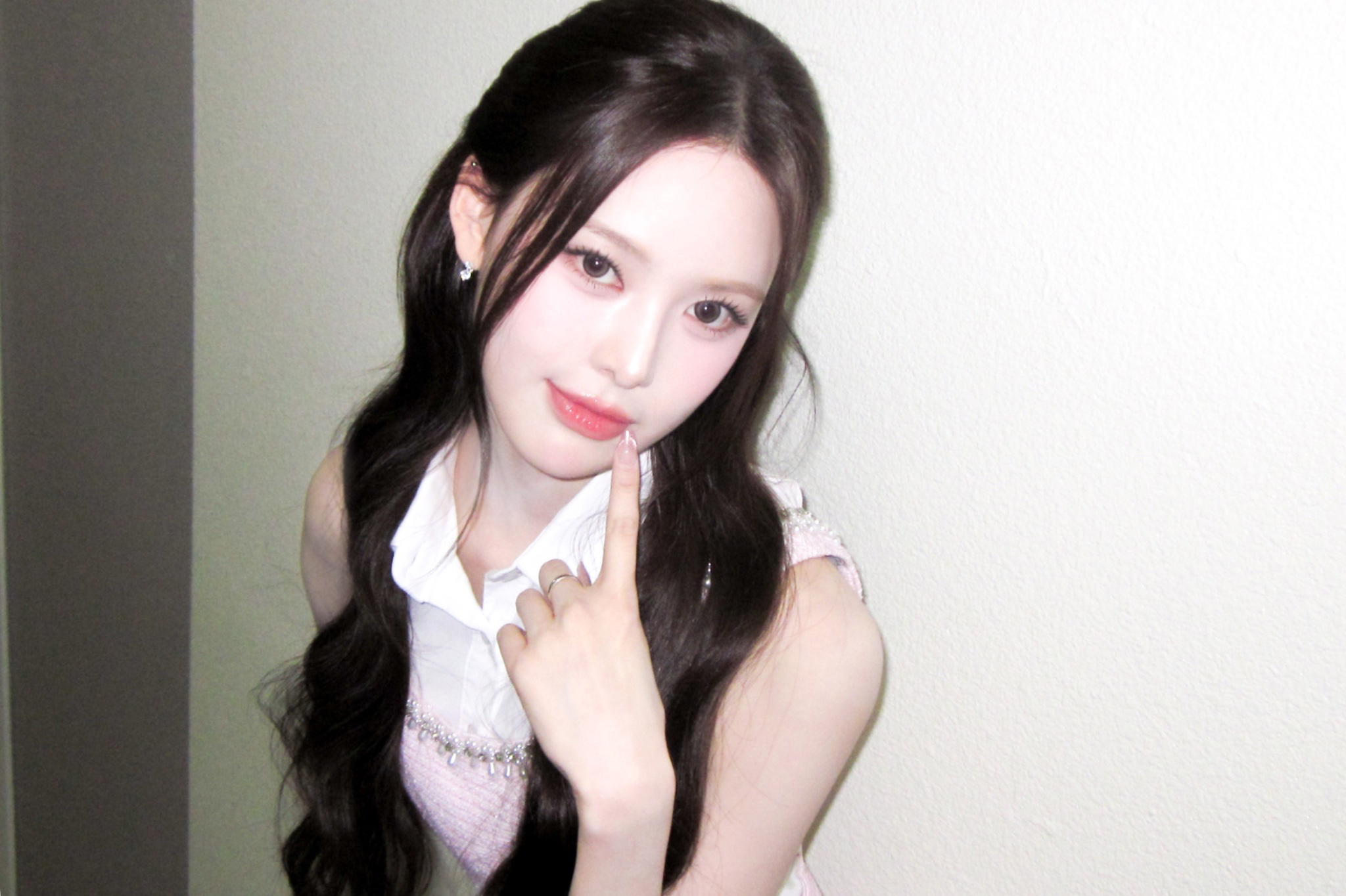Recent activity shot of Bang Jeemin (izna)