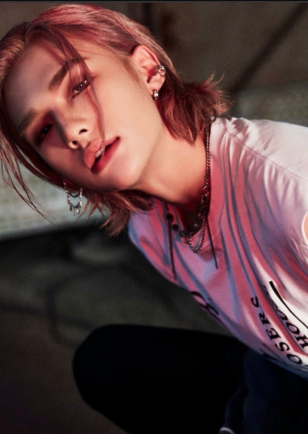 Today’s hot picks from the 현진 (Stray Kids) community