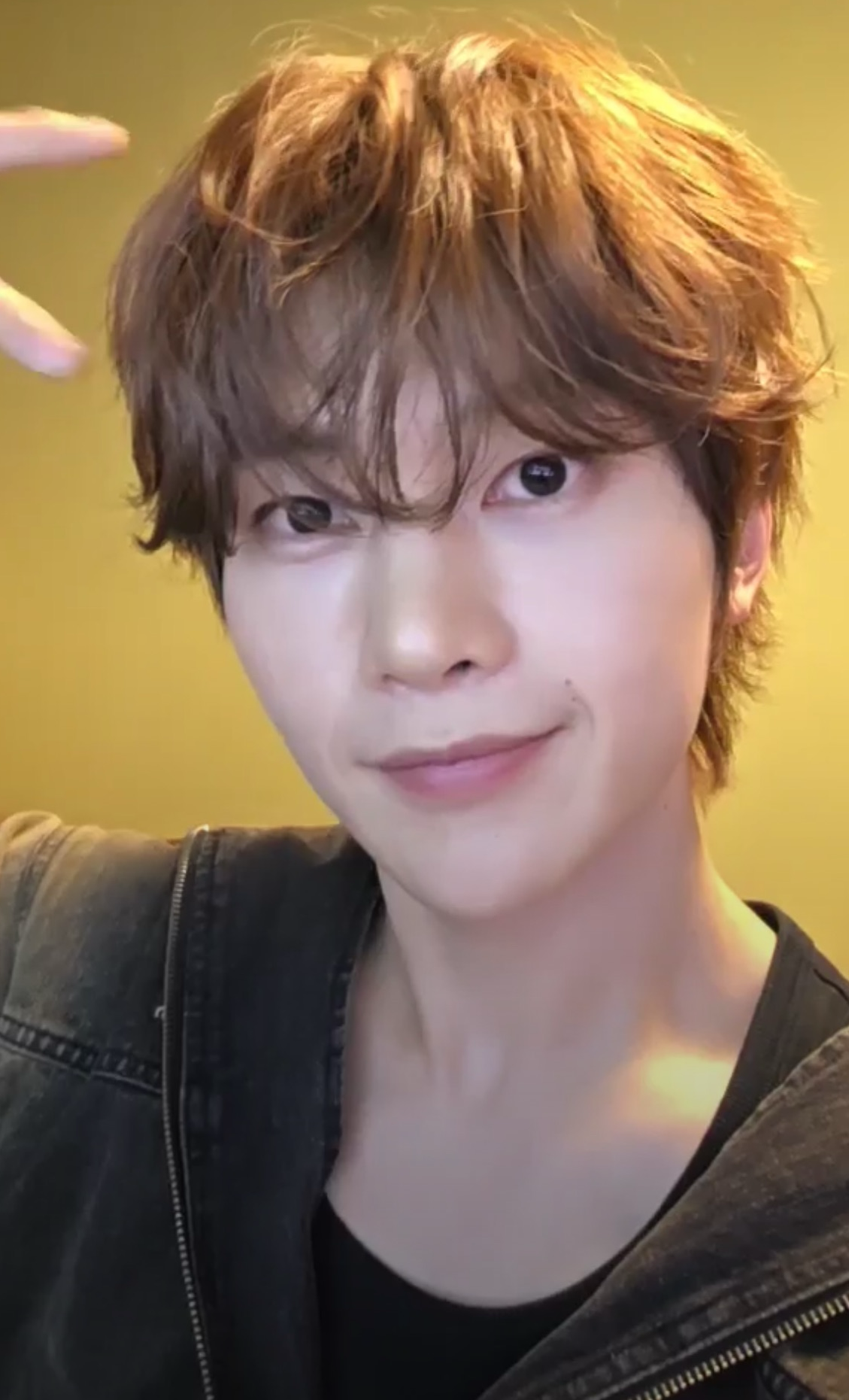 A moment captured by Seok Matthew (ZEROBASEONE)'s fan